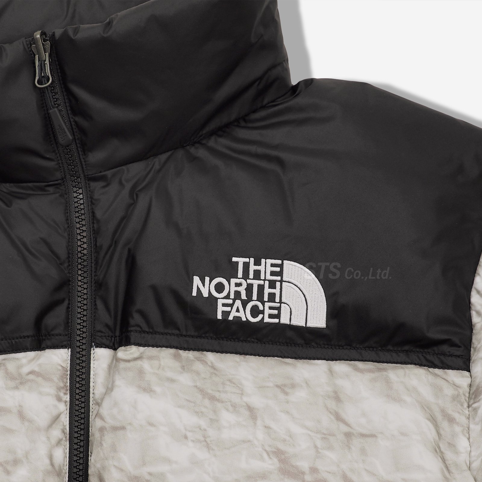 Supreme/The North Face Paper Print Nuptse Jacket - UG.SHAFT