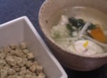 調理例）ＨａｐｐｙＬｏｖｅと乾燥野菜と栄養のめぐみと無薬鶏ムネ肉で作ったスープ添え