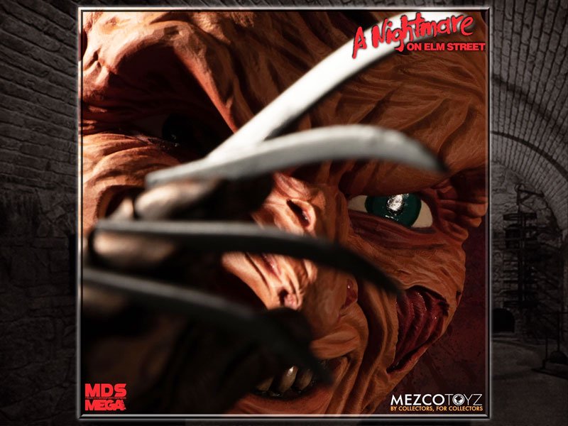 エルム街の悪夢A Nightmare on Elm Street 15インチメガスケール・フィギュアwithサウンド/フレディ - BANDIT-  Selected Toys