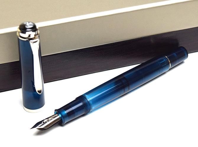 Pelikan ペリカン 万年筆 クラシック M205 アクアマリン ペン先：F 