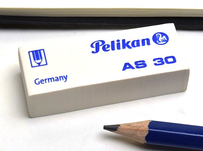 Pelikan ペリカン 消しゴム AS30 - おしゃれで 珍しい文房具 海外 輸入文具 通販 フライハイト ステーショナリー