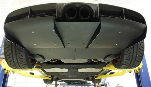 ポルシェ 981 GT4 ケイマン 純正 リアディフューザー 新品未使用 ポルシェ純正】ポルシェ 981ケイマンGT4 リア ディフューザー