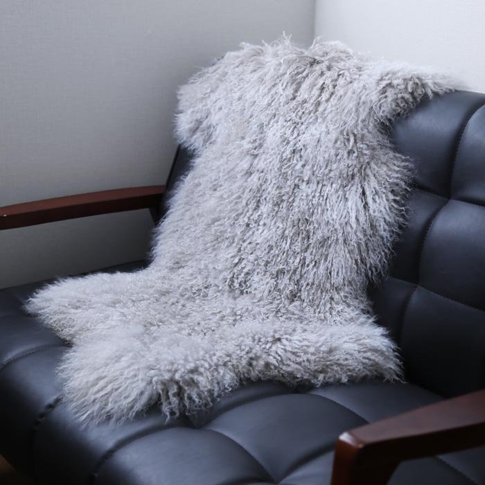 チベットラム　フルスキン毛皮　1匹サイズ約60×95cm　グレー｜ドリームムートン