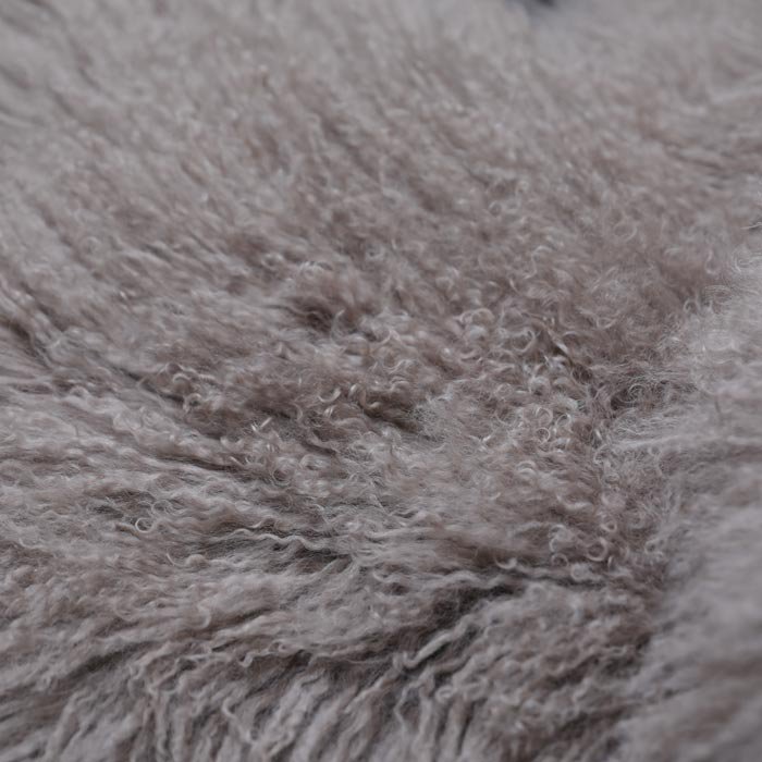 チベットラム　フルスキン毛皮　1匹サイズ約60×95cm　ブラウン｜ドリームムートン