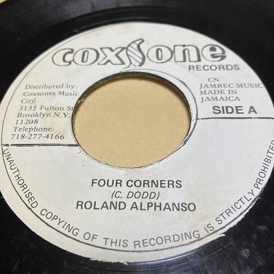 ○COXSONE○FOUR CORNER/ROLAND ALPHONSO - LOVE OR BE LOVED