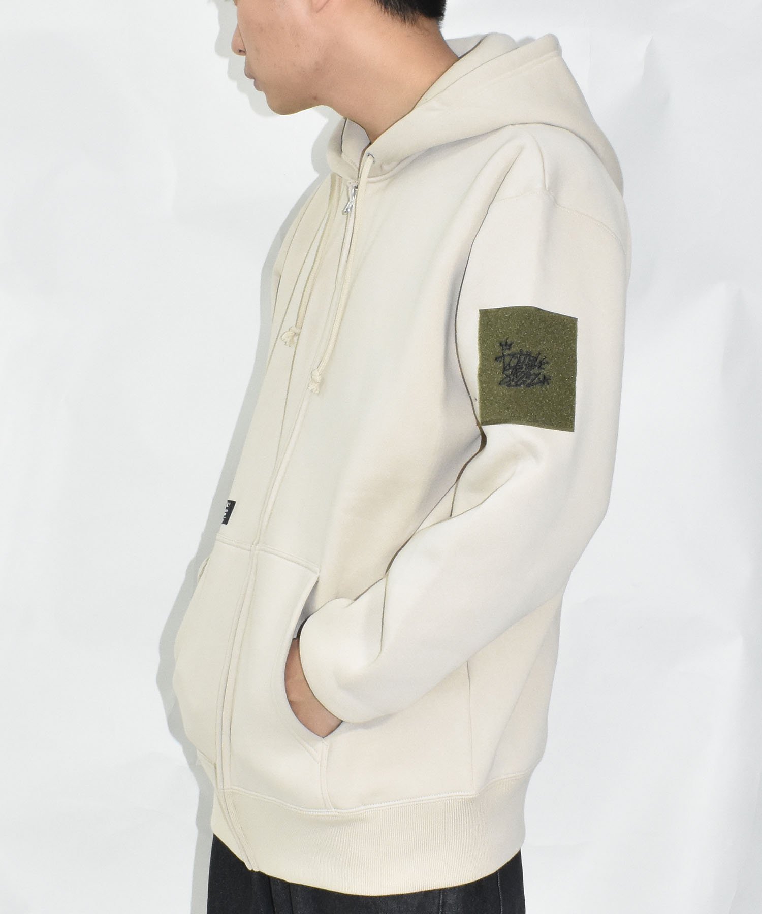 の通信販売 19 STONE ISLAND ホワイト パーカー フーディー size XXL ...