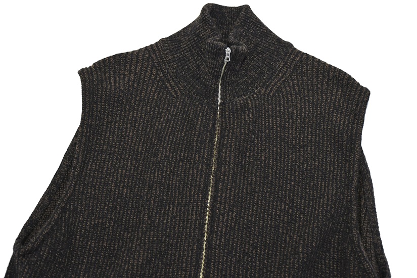 The DUFFER N NEPHEWS Drivers Vest (Charcoal) The DUFFER N NEPHEWS Drivers Vest (Charcoal)