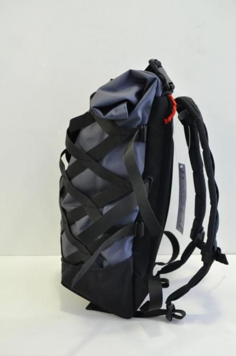 BRAASI industry ブラーシ リュック・バックパック Amazon.co.jp: BRAASI INDUSTRY(ブラーシーインダストリー