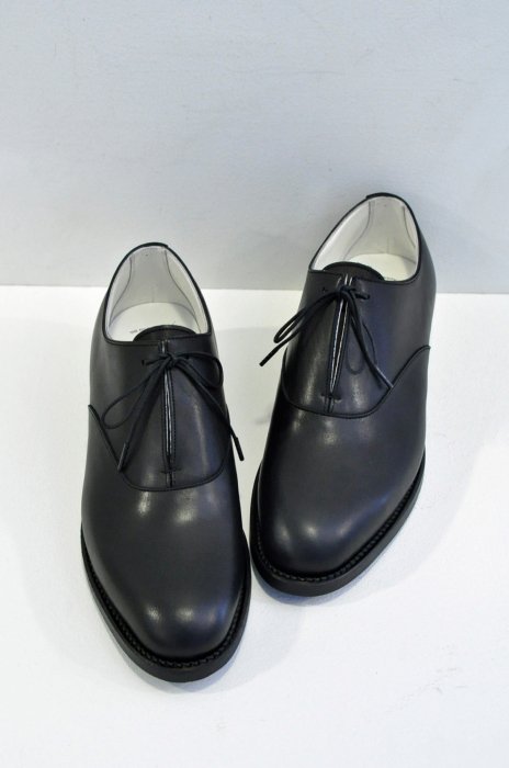 BEAUTIFUL SHOES Single eyelet Shoes (Black)