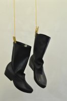TRACEY NEULS  Leather Soled Mid Heel-by Hand (black)