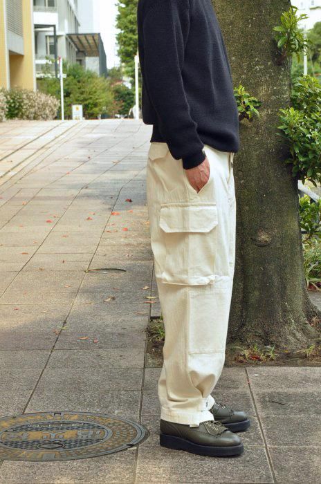 安い OUTIL ウティ ウティPANTALON 黒 3 ウールカシミアテーパード