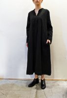 <img class='new_mark_img1' src='https://img.shop-pro.jp/img/new/icons8.gif' style='border:none;display:inline;margin:0px;padding:0px;width:auto;' />KristenseN DU NORDStriped Feather Cotton Dress (Black)