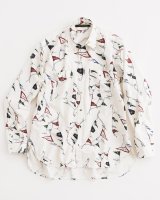 <img class='new_mark_img1' src='https://img.shop-pro.jp/img/new/icons8.gif' style='border:none;display:inline;margin:0px;padding:0px;width:auto;' />The DUFFER N NEPHEWS  Flag Print Utility shirt(Off White)