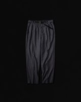 <img class='new_mark_img1' src='https://img.shop-pro.jp/img/new/icons8.gif' style='border:none;display:inline;margin:0px;padding:0px;width:auto;' />NICENESSOpera Trousers (Charcoal)