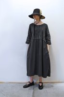 <img class='new_mark_img1' src='https://img.shop-pro.jp/img/new/icons8.gif' style='border:none;display:inline;margin:0px;padding:0px;width:auto;' />KristenseN DU NORDRecycled Cotton Frill Dress (Graphite)