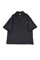 <img class='new_mark_img1' src='https://img.shop-pro.jp/img/new/icons8.gif' style='border:none;display:inline;margin:0px;padding:0px;width:auto;' />The DUFFER N NEPHEWS  Zip Up Polo Shirt(Black)