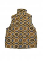 SOLD OUTThe DUFFER N NEPHEWS  Reversible Fleece Vest (Beige)