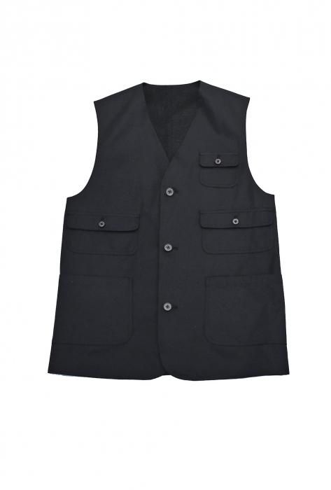 BISOWN Chino Cloth x Karami Reversible Vest (Black) BISOWN Chino Cloth x Karami Reversible Vest (Black)