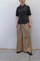 <img class='new_mark_img1' src='https://img.shop-pro.jp/img/new/icons8.gif' style='border:none;display:inline;margin:0px;padding:0px;width:auto;' />SOWER  Puff Sleeves Lace Shirt (Black)