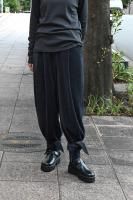 <img class='new_mark_img1' src='https://img.shop-pro.jp/img/new/icons8.gif' style='border:none;display:inline;margin:0px;padding:0px;width:auto;' />TENNE HANDCRAFTED MODERN  Velour Ribbon  Pant (D.Navy)