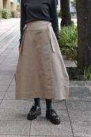 <img class='new_mark_img1' src='https://img.shop-pro.jp/img/new/icons8.gif' style='border:none;display:inline;margin:0px;padding:0px;width:auto;' />TENNE HANDCRAFTED MODERN   Wrap Skirt (Khaki)