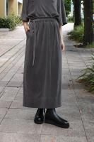 <img class='new_mark_img1' src='https://img.shop-pro.jp/img/new/icons8.gif' style='border:none;display:inline;margin:0px;padding:0px;width:auto;' />TENNE HANDCRAFTED MODERN  Velour Pencil Skirt (Grey)
