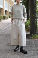 <img class='new_mark_img1' src='https://img.shop-pro.jp/img/new/icons8.gif' style='border:none;display:inline;margin:0px;padding:0px;width:auto;' />AEHRR  Heavy Oz Yak Wool Knit Draping C/N Pullover (Oatmeal)