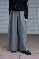 <img class='new_mark_img1' src='https://img.shop-pro.jp/img/new/icons8.gif' style='border:none;display:inline;margin:0px;padding:0px;width:auto;' />AEHRR  Heavy Oz Yak Wool Draping Knit Pants Extra Wide (TopGray)