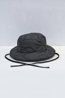 <img class='new_mark_img1' src='https://img.shop-pro.jp/img/new/icons8.gif' style='border:none;display:inline;margin:0px;padding:0px;width:auto;' />TSUYUMI  Liner Quilt Bucket Hat with Strings(Black)