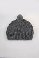 TSUYUMI  Hand Knitted Pom Pom Beanie (Gray)