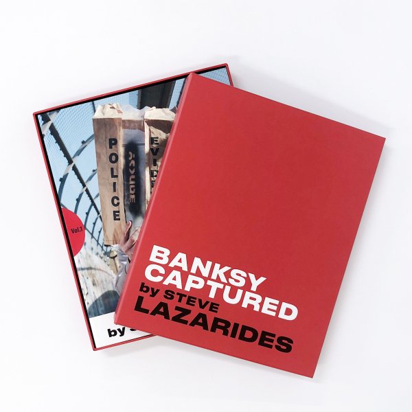 BANKSY CAPTURED by STEVE LAZARIDES - ノースブックセンター