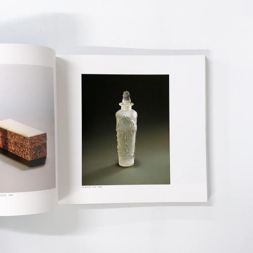 図録 | 光と香りの芸術 | ルネ | ラリックの香水瓶展 - ノースブック