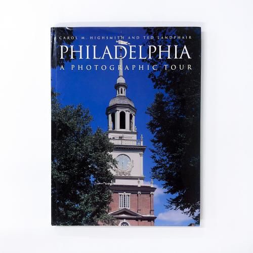 νPhiladelphia: A Photographic Tour 