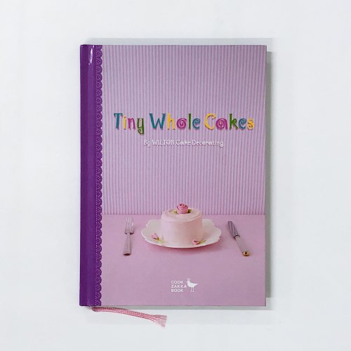 Tiny Whole Cakes By WILTON Cake Decorating