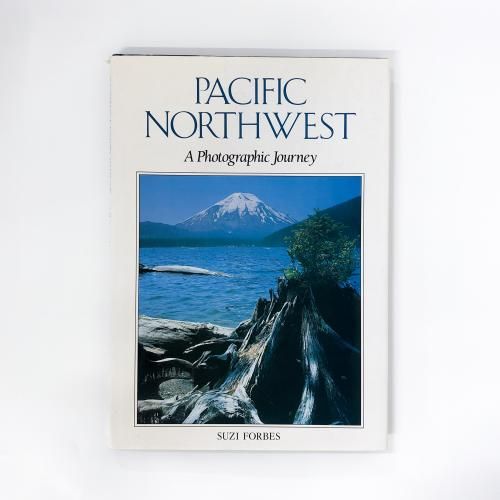 νPACIFIC NORTHWESTA Photographic Journey