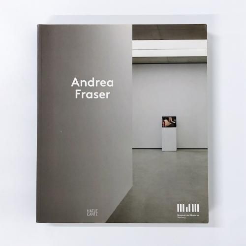 ν Andrea Fraser