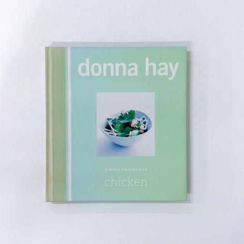 νdonna hay SIMPLE ESSENTIALS chicken