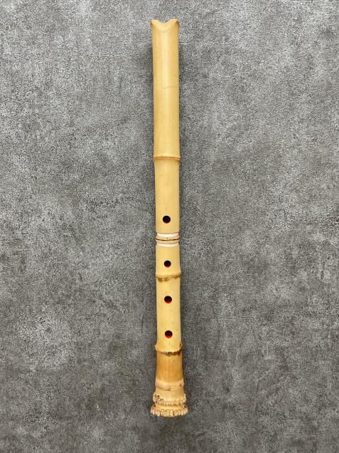 尺八 約58cm Amazon | 尺八 樹脂製 1尺8寸管 key D （完全調律尺八 悠) | 尺八