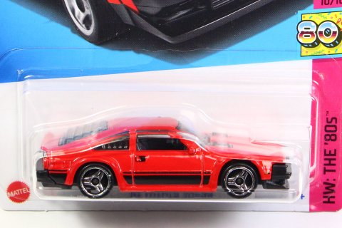 Hot Wheels 2023 #167 82 Toyota Supra レッド [New in Mainline