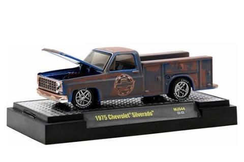 M2 Machines MiJo限定 1/64 1975 Chevrolet Silverado ブルー