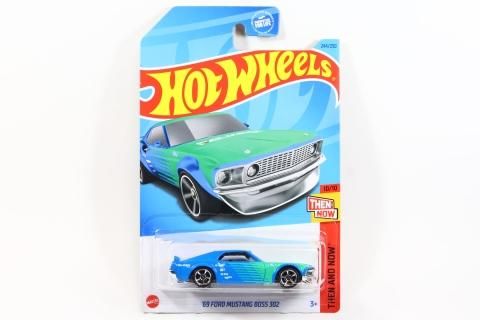 70 MUSTANG BOSS 302のプレミアム版とRLC版の比較！【2022年Collector Edition】 | Hot Wheels  情報まとめ | ホットウィール にわかマニア