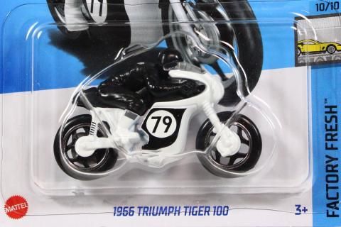 Hot Wheels 2024 #190 1966 Triumph Tiger 100 ホワイト