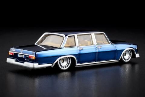 Hot Wheels RLC Exclusive 1964 Mercedes-Benz 600 | Mattel