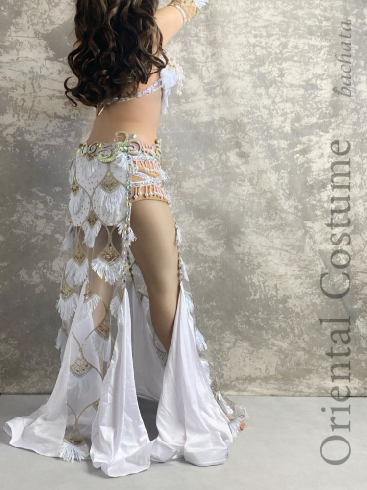ベリーダンス  衣装　コスチューム　ウクライナ　ホワイト　ピンク　カチューシャ
