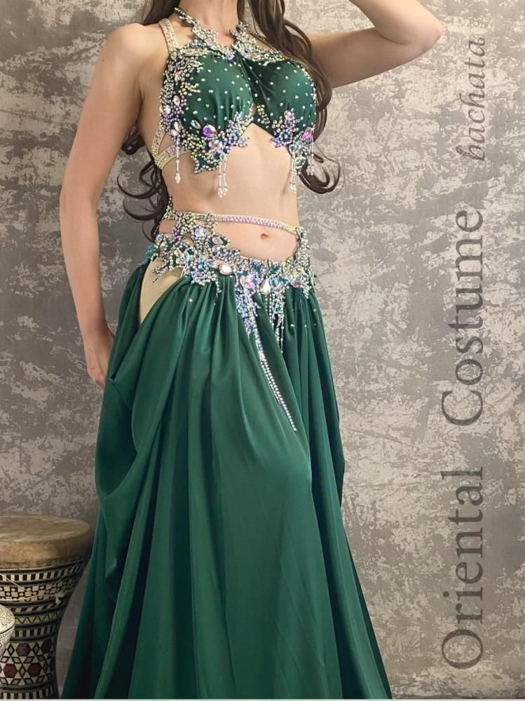 【新品】ベリーダンス衣装　ターコイズ色 ベリーダンス衣装】鮮やかなマーメイド・グリーンが美しい！ターコイズ