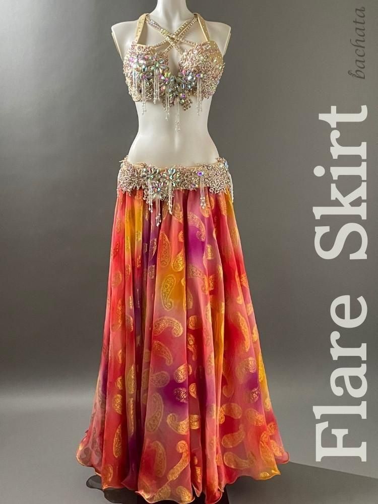 ベリーダンス衣装 赤 エジプト製 フレアスカート付き C〜Dカップ ベリーダンス 衣装 ブラトップス＆スカート 連体セット 豪華