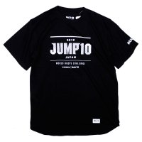 <img class='new_mark_img1' src='https://img.shop-pro.jp/img/new/icons47.gif' style='border:none;display:inline;margin:0px;padding:0px;width:auto;' />AKTR × JUMP 10 TEE (Black)