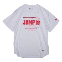 <img class='new_mark_img1' src='https://img.shop-pro.jp/img/new/icons5.gif' style='border:none;display:inline;margin:0px;padding:0px;width:auto;' />AKTR × JUMP 10 TEE (White)