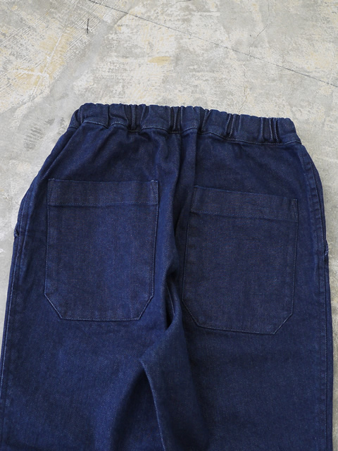 TRAVAIL MANUEL（トラバイユマニュアル） ストレッチデニムペグパンツ