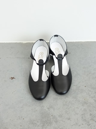CATWORTH（キャットワース） GREEK DANCE SANDAL Tストラップ
